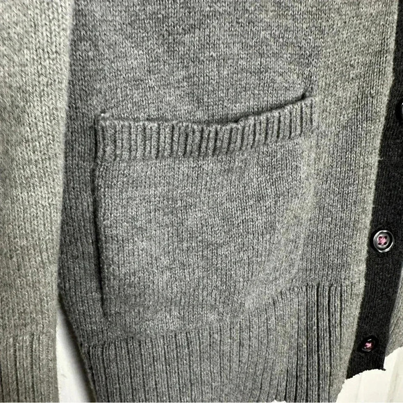 Old Navy Cardigan Button-Up Grey Size Extra Large - Picture 2 of 16